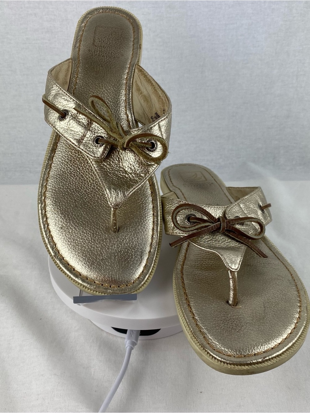 Sperry Gold Metallic Bow Thong Sandals for Women
